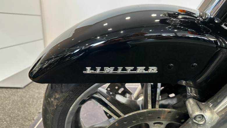Harley-Davidson Touring Electra Glide FLHTK Vivid Black (21MY)